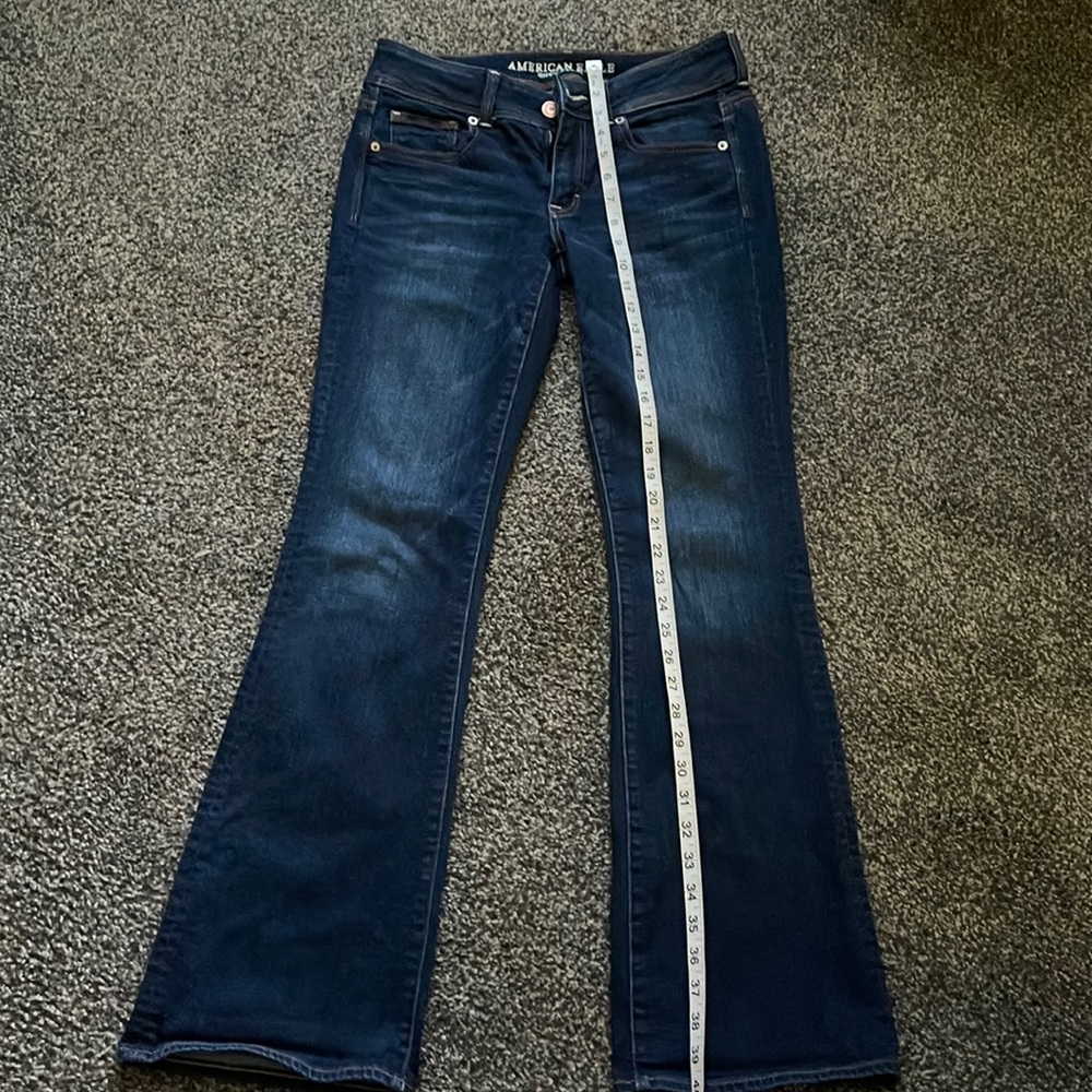 Women jeans. Mid rise